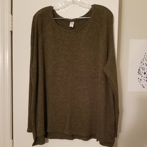Lightweight army green sweater